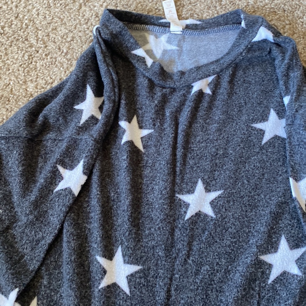 Pajama top - Picture 2 of 2